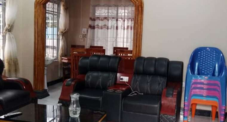 YA VYUMBA VITATU (3) CHANIKA KWA MAKAMU WA RAIS.