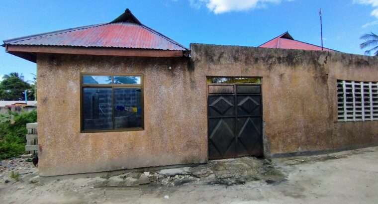 NYUMBA YA VYUMBA 4,MSONGOLA KATI