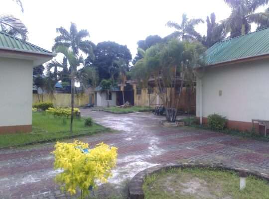 NYUMBA MBILI/MADUKA 3, KIWANJA SQM.2,000, PUGU