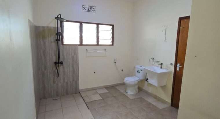 5 BDR HOUSE, TSHS.800 MILLION AT OLERIENI ARUSHA