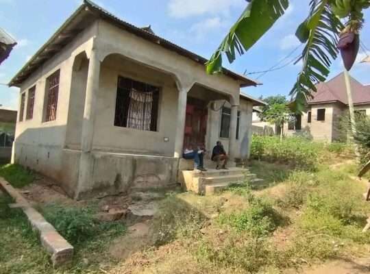 NYUMBA YENYE VYUMBA VITATU (3) MBONDOLE/MSONGOLA
