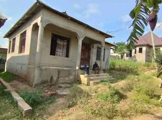 NYUMBA YENYE VYUMBA VITATU (3) MBONDOLE/MSONGOLA