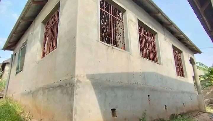 NYUMBA YENYE VYUMBA VITATU (3) MBONDOLE/MSONGOLA