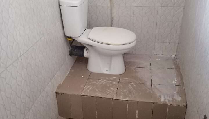 NYUMBA YA VYUMBA VITATU(3) TSHS.800k/MWEZI,SINZA