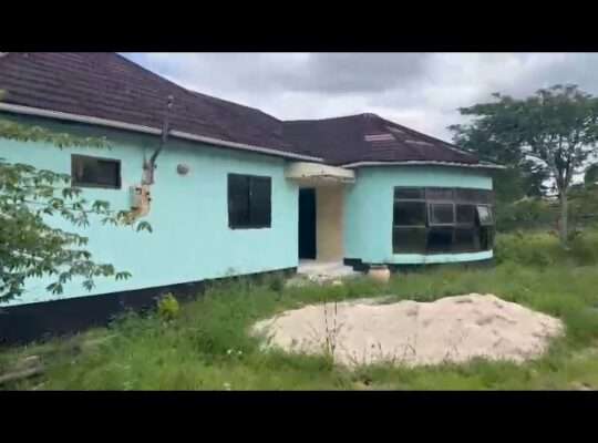 NYUMBA YA VYUMBA VITATU (3)KIBAMBA SHULE/HONDOGO