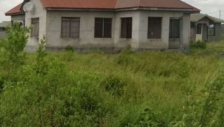 NYUMBA YAKUMALIZIA UJENZI, CHANIKA KWAZAVARA