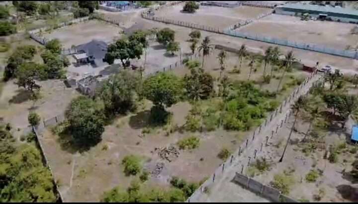 A GORGEOUS ONE-ACRE PLOT BY THE BEACH AT KIJICHI