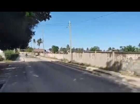 3 ACRES FENCED STRATEGIC YARD, GONGOLAMBOTO