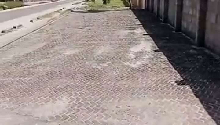 YARD YENYE SQM.2,300 INAUZWA,KIJICHI