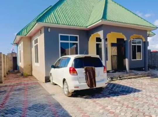 NYUMBA NZURI YA KUHAMIA, VYUMBA VINNE(4) KIBADA
