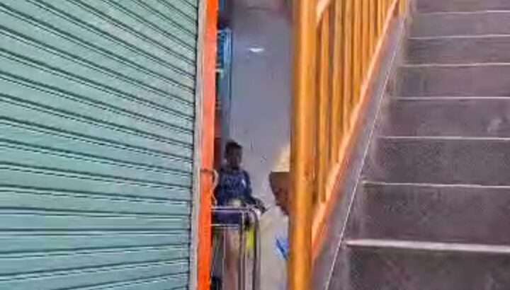 COMMERCIAL BUILDING AT KARIAKOO