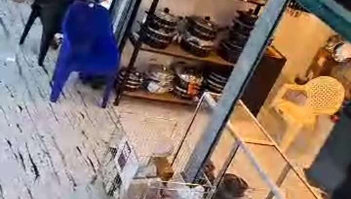 COMMERCIAL BUILDING AT KARIAKOO