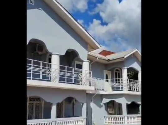 4 BDRM FINE-HOME, TSHS.180 MIL.AT KISAUNI-MKUNA