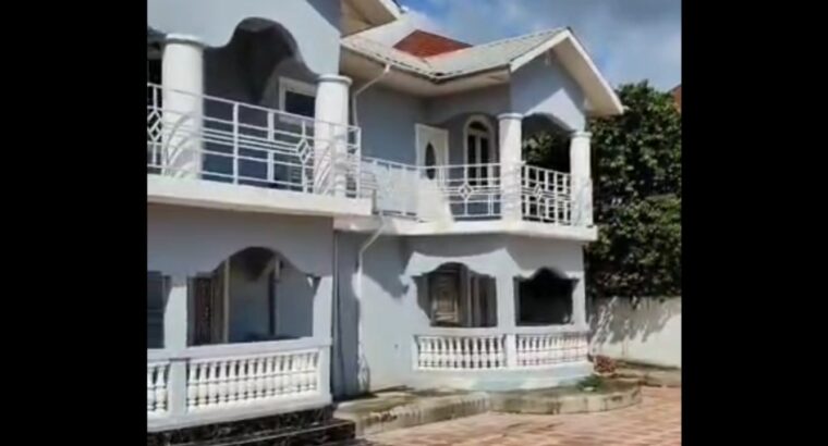 4 BDRM FINE-HOME, TSHS.180 MIL.AT KISAUNI-MKUNA