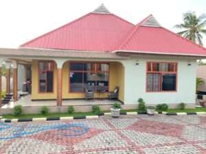 NYUMBA YENYE HATI, MWEMBE MTENGU KIGAMBONI