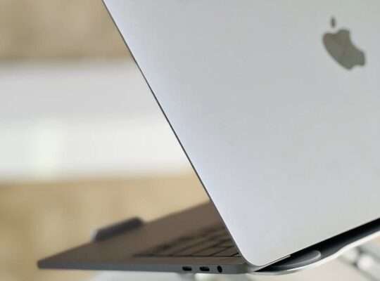 Macbook 13.3 Inch 2017