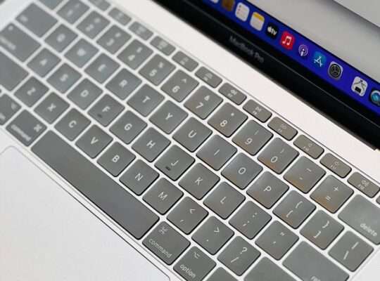 Macbook 13.3 Inch 2017