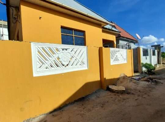 NYUMBA YENYE VYUMBA 4,TSHS.40 MIL,MBAGALA