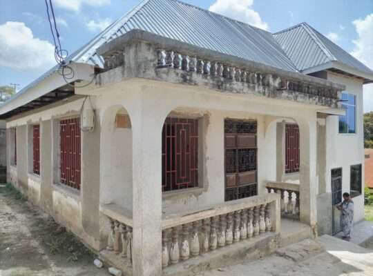 NYUMBA NZURI, VYUMBA 3,TSHS.60 MIL,KIMARA