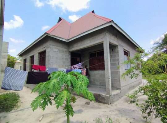 NYUMBA YAKUMALIZIA KIDOGO,TSHS.20 MIL.,KIVULE