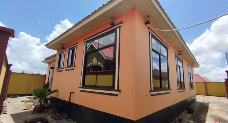 YA-VYUMBA VINNE (4) TSHS.55 MIL,KIVULE/MSONGOLA