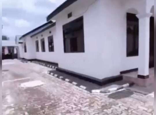 APARTMENT 5 ZINAUZWA PAMOJA,TABATA SEGEREA.