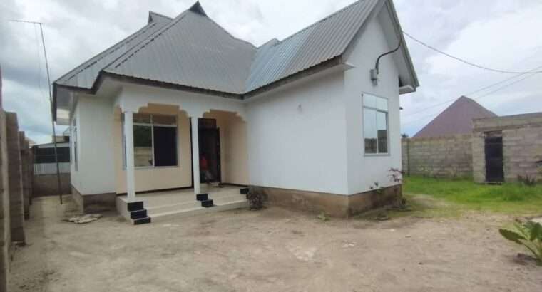 NYUMBA YA VYUMBA 4,SHS.75 MIL,KIVULE-NJIAPANDA