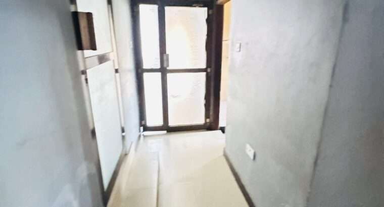 NYUMBA VYUMBA 3 YENYE HATI,TSHS.115 MIL,MAKONGO