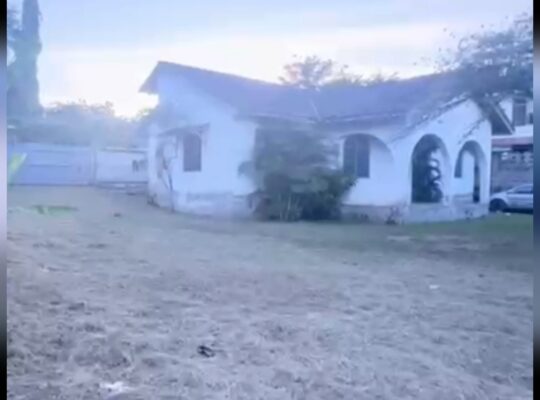 NYUMBA/KIWANJA SQM.1,100,MBEZI BEACH-MASSANA