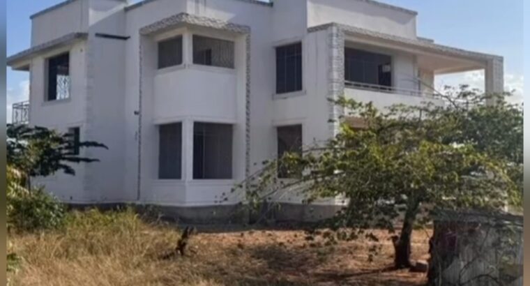 GHOROFA YA BANK,VYUMBA 5,TSHS.250 MIL,BUNJU-A