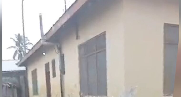 NYUMBA-4-PAMOJA ZINAUZWA TZS.85 MIL,MAJOHE-SHULE