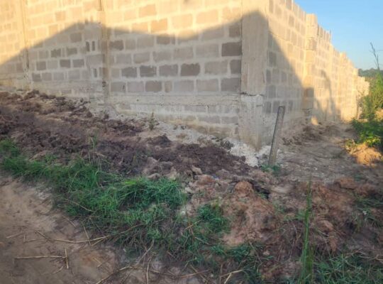 KIWANJA SQM.810 NDANI YA FENSI,TZS.90 MIL,MINGOI