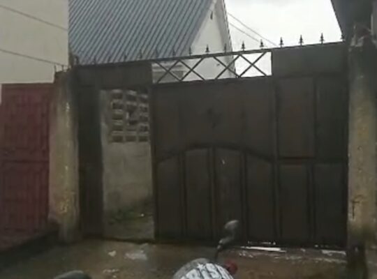 NYUMBA-4-PAMOJA ZINAUZWA TZS.85 MIL,MAJOHE-SHULE