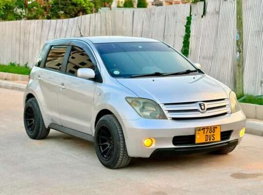 TOYOTA IST,# DVS, TZS.12.8 MILLION