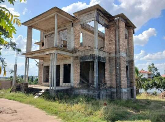 INAUZA BANK: PAGALE/GHOROFA, VYUMBA 5,KWEMBE