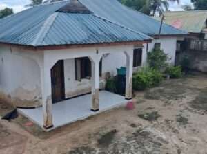 NYUMBA NZURI NA SERVANT, INAUZA BANK,MBEi MWISHO