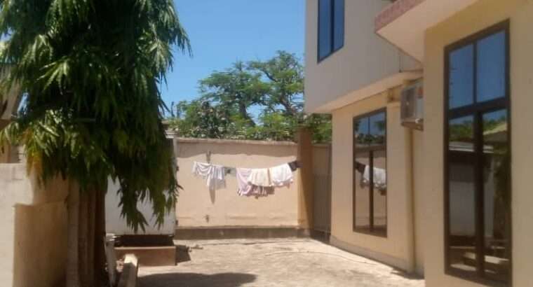 3 BEDROOMS HOUSE 4SALE BAHARI BEACH