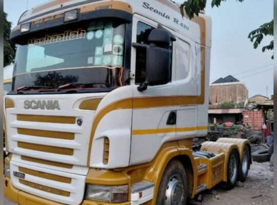SCANIA HORSE, R420,TZS.60 MILIONI,DAR.