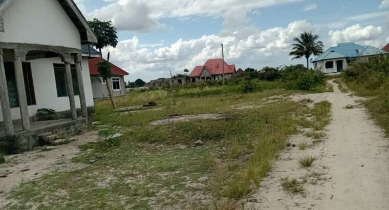 NYUMBA YENYE HATI INAUZA BANK,TZS.72 MIL,BUYUNI
