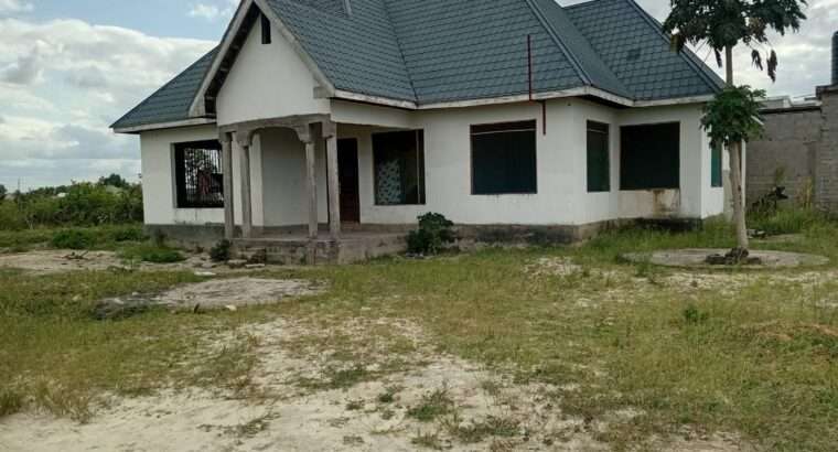 NYUMBA YENYE HATI INAUZA BANK,TZS.72 MIL,BUYUNI