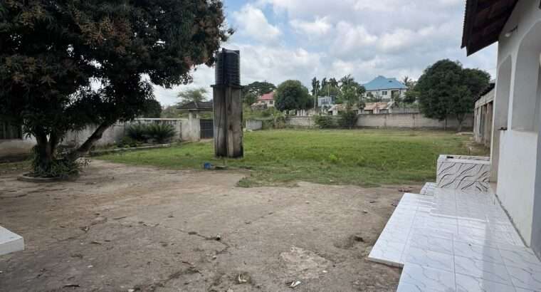 NYUMBA TATU-PAMOJA,PLOT SQM.4,644,GONGOLAMBOTO