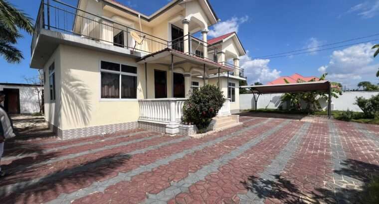 GHOROFA YENYE NZURI,VYUMBA 6,TZS.950 MIL,MBWENI.