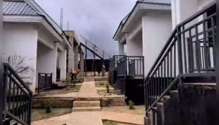 APARTMENTS-18,TZS.215 MIL,KISARAWE II,KIGAMBONI.