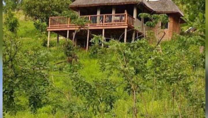 15-BED BUSH CAMP IN RUAHA-$2.5 MIL.INVESTMENT