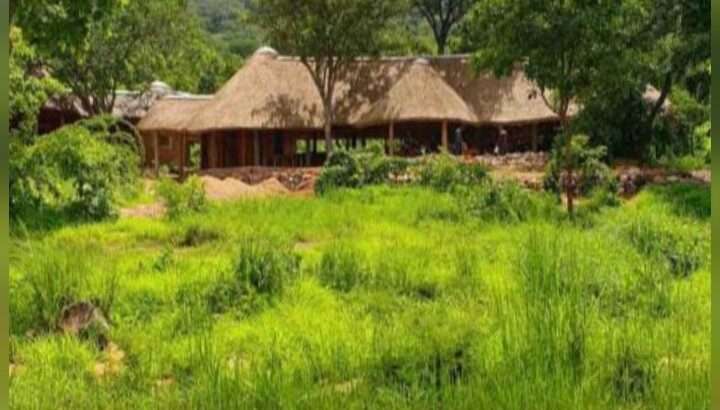 15-BED BUSH CAMP IN RUAHA-$2.5 MIL.INVESTMENT