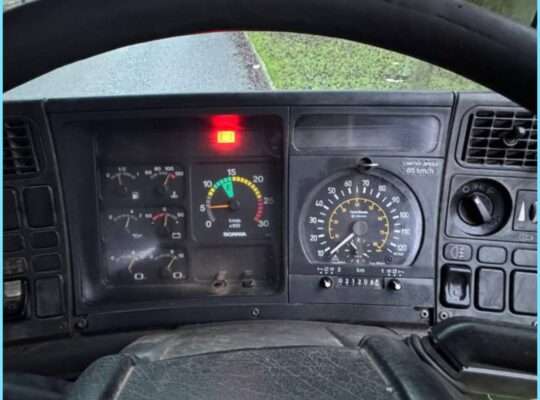 SCANIA MENDE-TIPPER,TZS.145 MILIONI,DAR.
