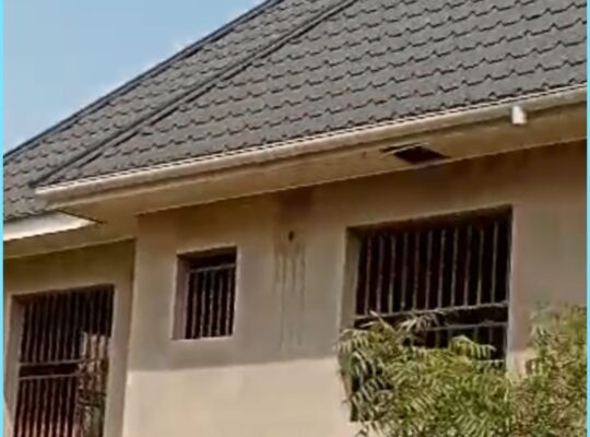 JUMBA LA KISASA LA KUMALIZIA UJENZI, KIBAMBA