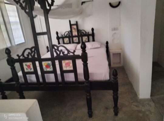 13 ACRES DEVELOPED BEACH CAMP AT KILWA