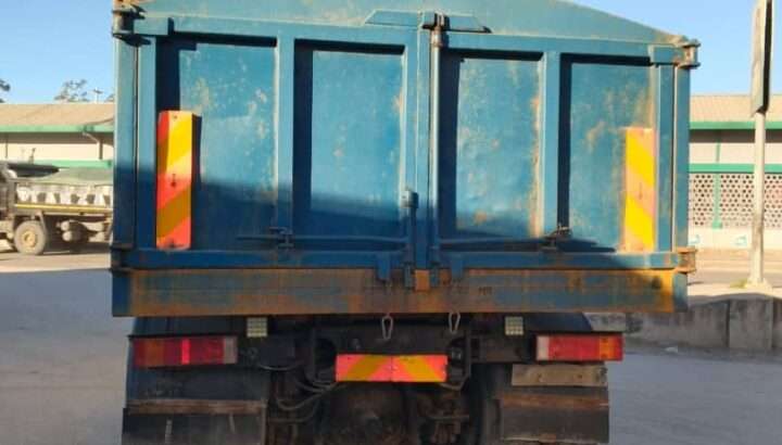 SCANIA MENDE-TIPPER,TZS.145 MILIONI,DAR.