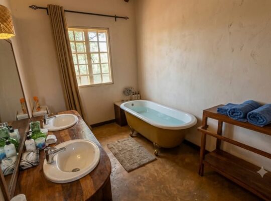 3 BDR POOL-HOME,$360,000 AT KILI GOLF,ARUSHA.